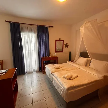 Finikas & - Holidays Hotel 3*