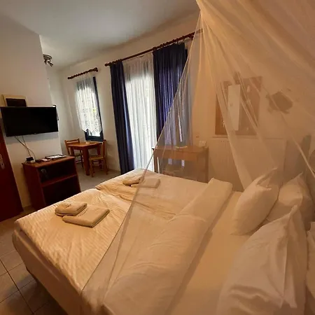 Hotel Finikas & - Holidays 2*