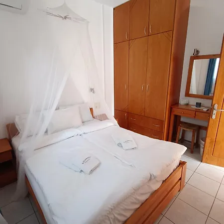 Finikas & - Holidays Kalamaki (Heraklion)